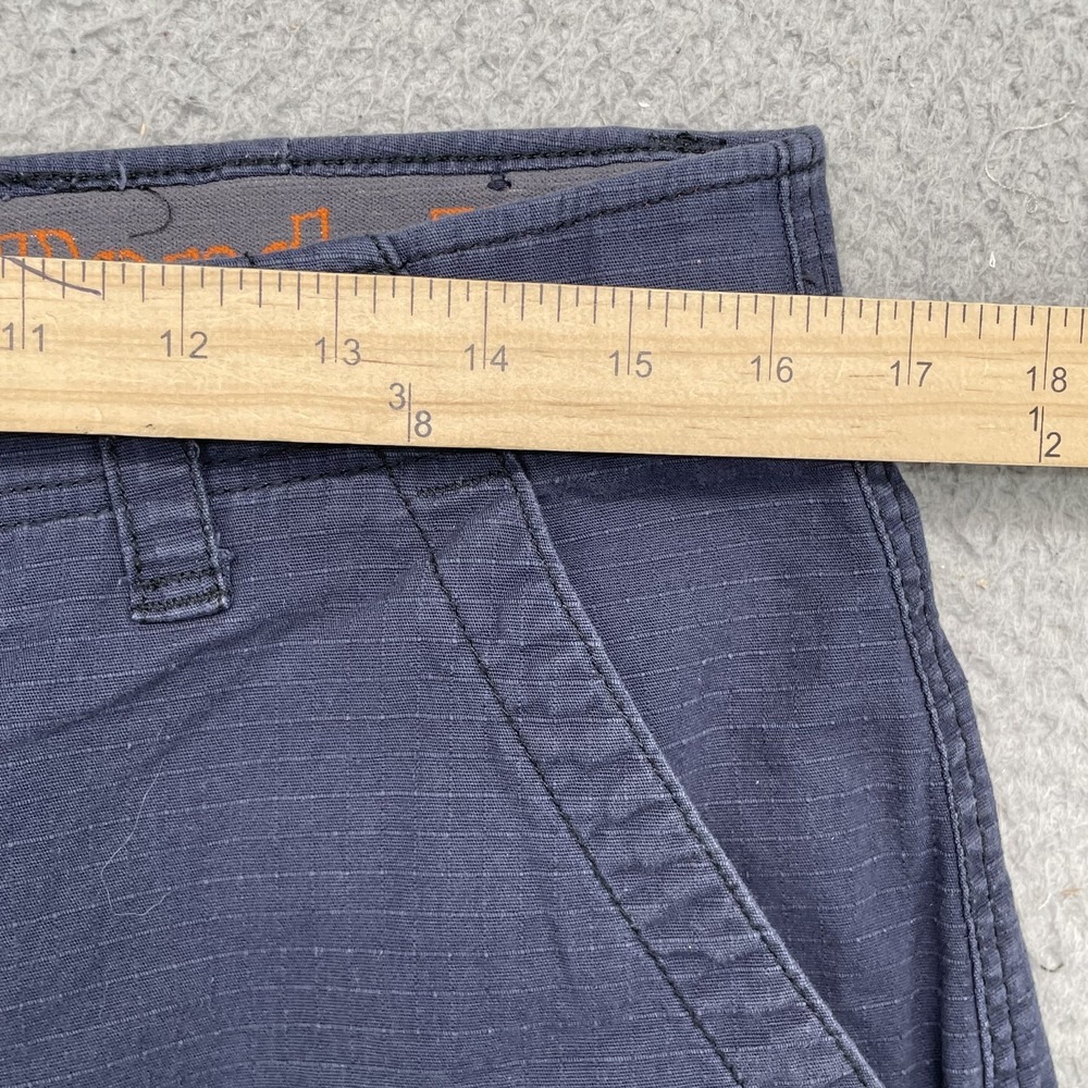 Wearfirst Cargo Shorts Men's 33* Navy Ripstop Gorpcore Academia Outdoors Utility - Picture 3 of 9